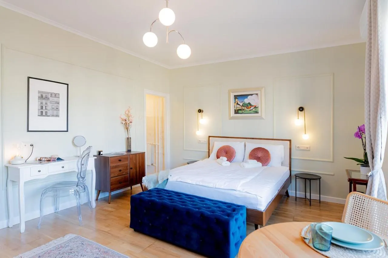 Ujbuda Rest Apartment With Air Condition And Balcony Budapest