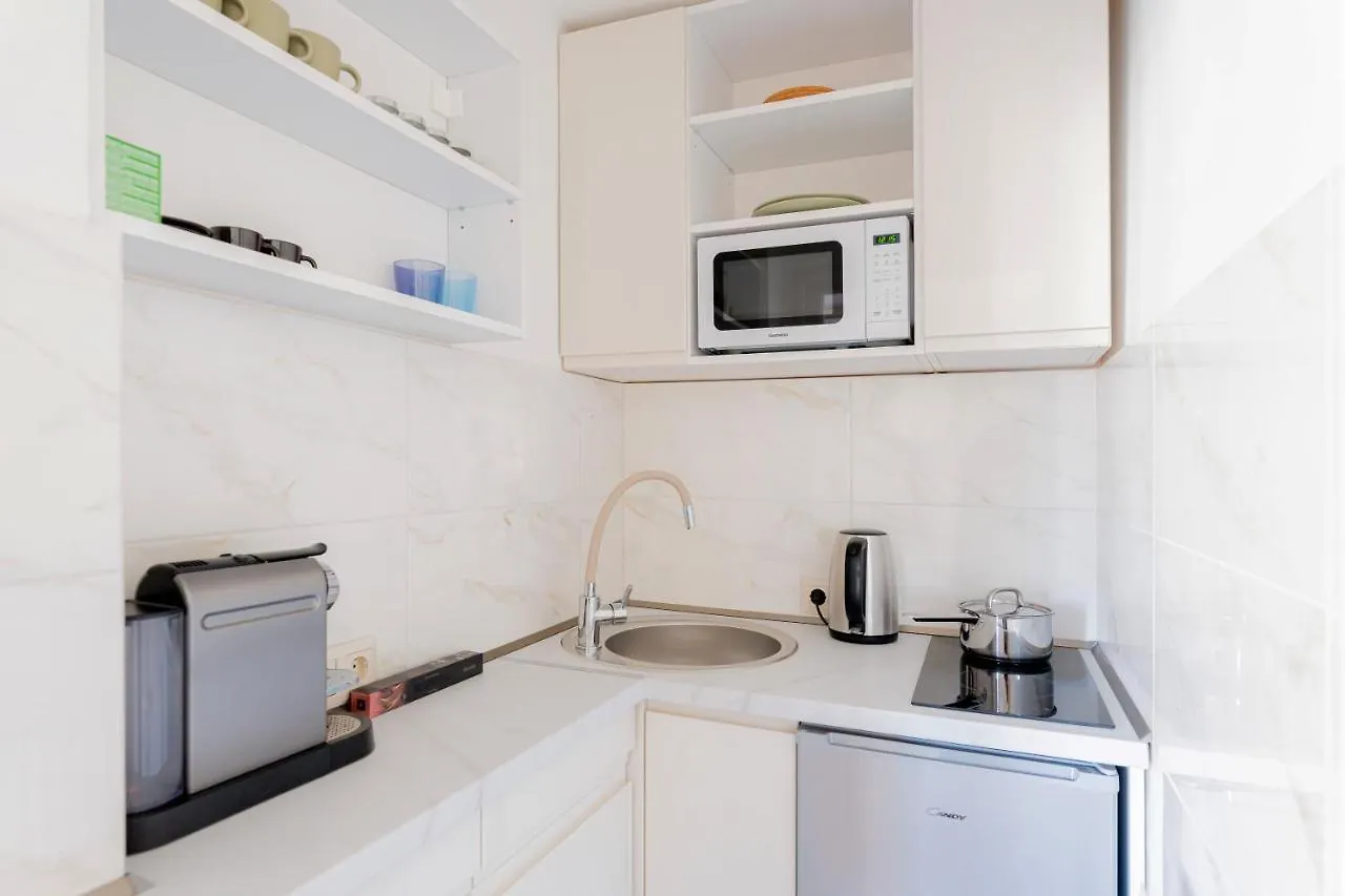 Ujbuda Rest Apartment With Air Condition And Balcony Budapest